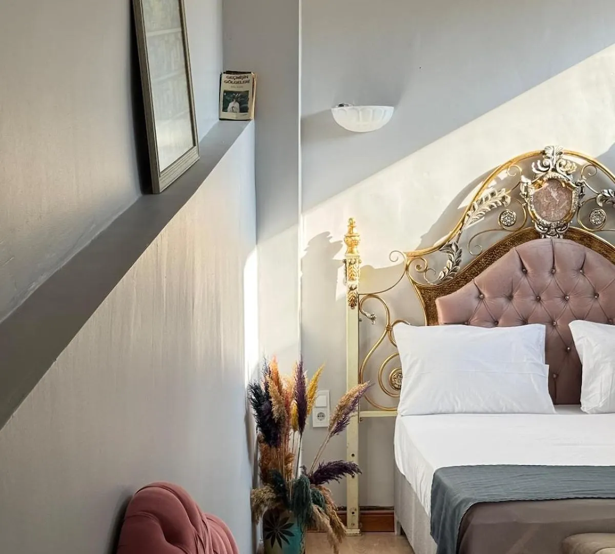 Perahomes Attic Apartment Istanbul